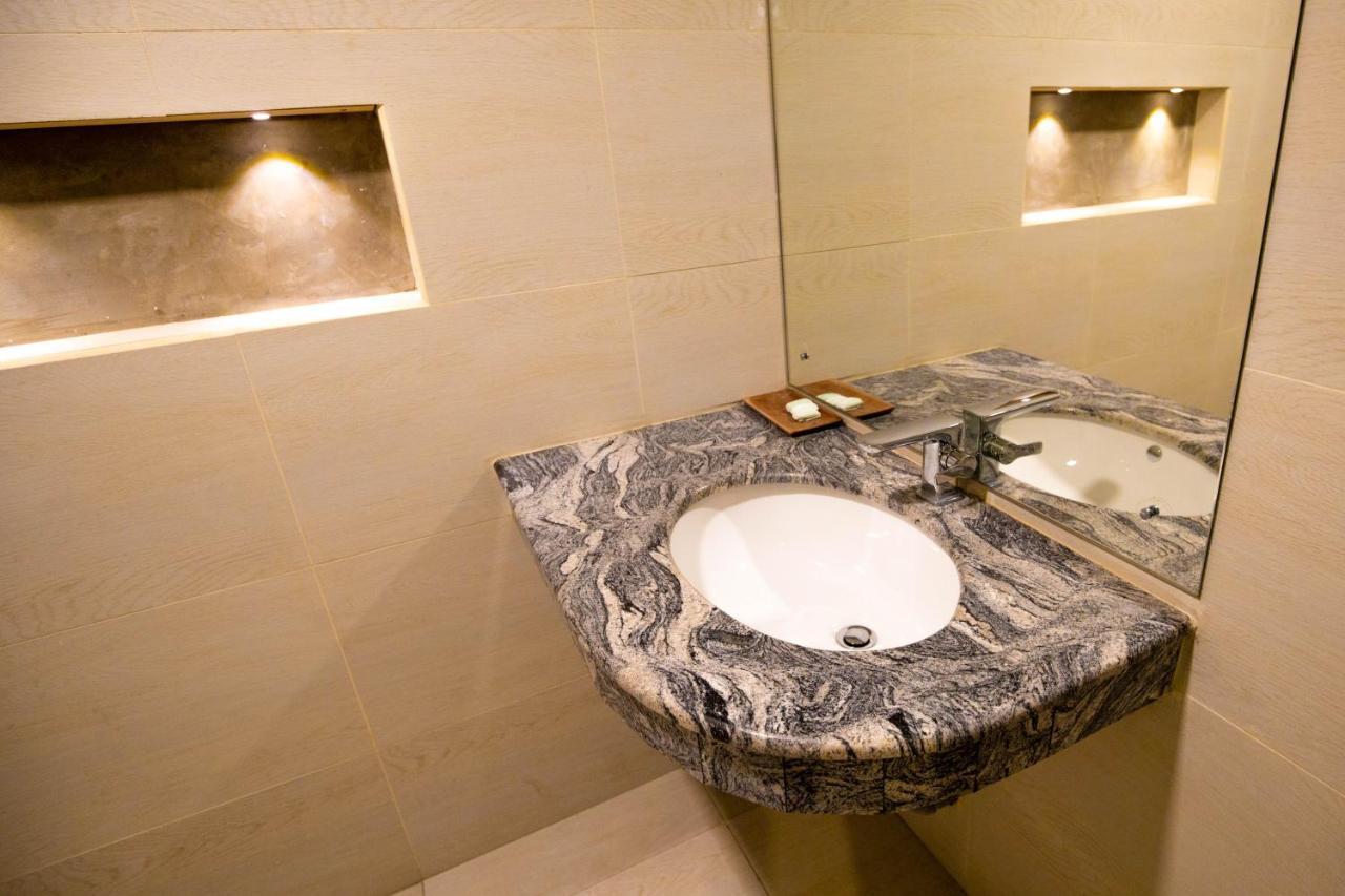 Hotel Ganthera Kandy Ngoại thất bức ảnh